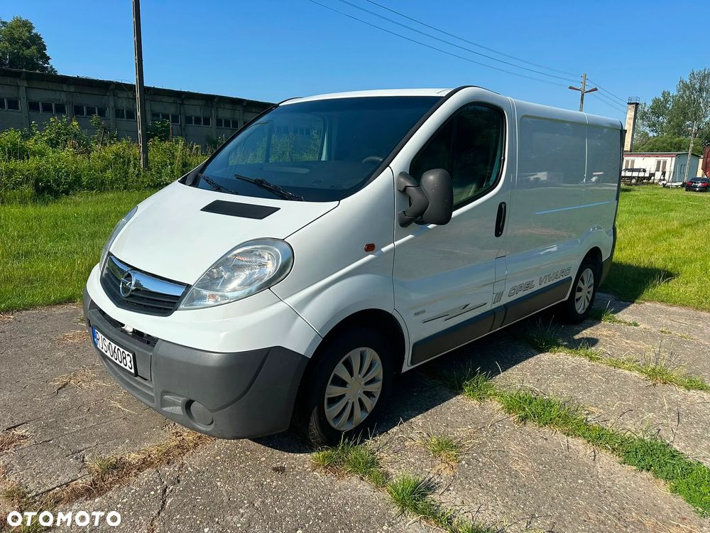 Opel Vivaro 2.5 diesel 145kM 2008 rok, automat, HAK, orginalny przebieg! BEZWYPADKOWY - 2