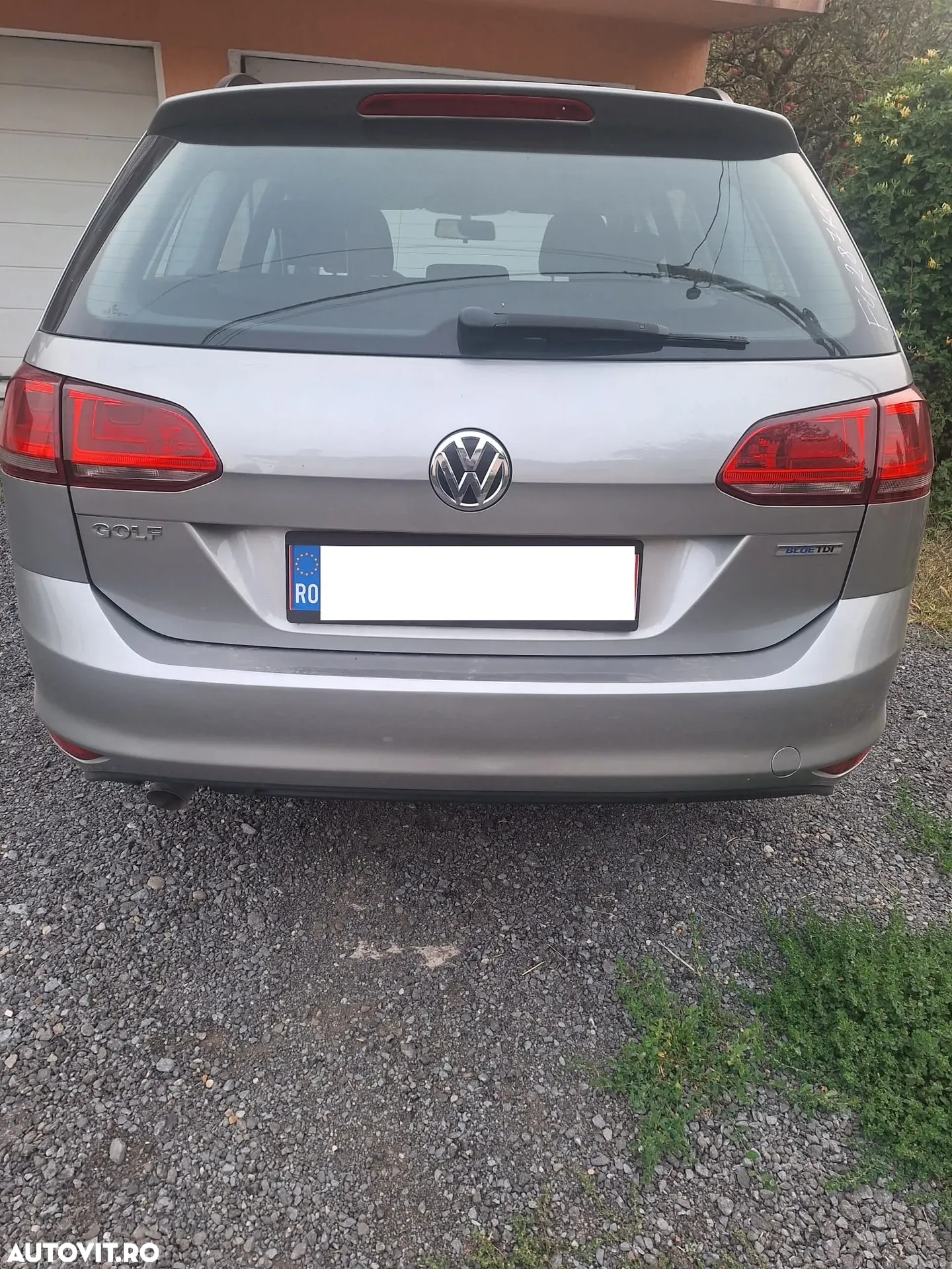 Volkswagen Golf - 4
