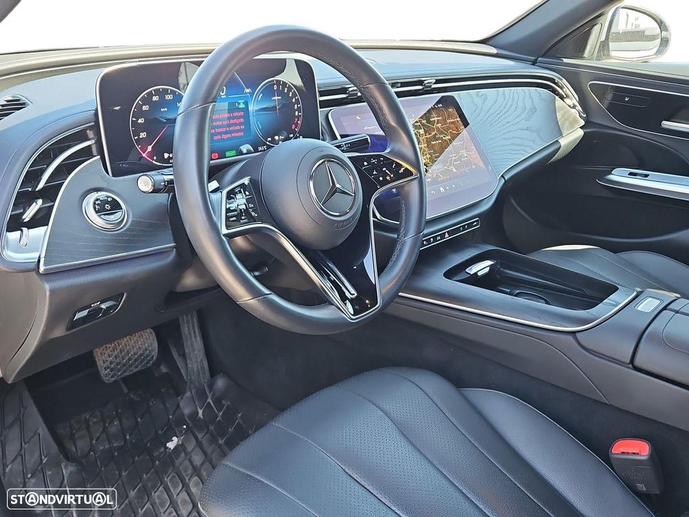 Mercedes-Benz E 300 e - 11