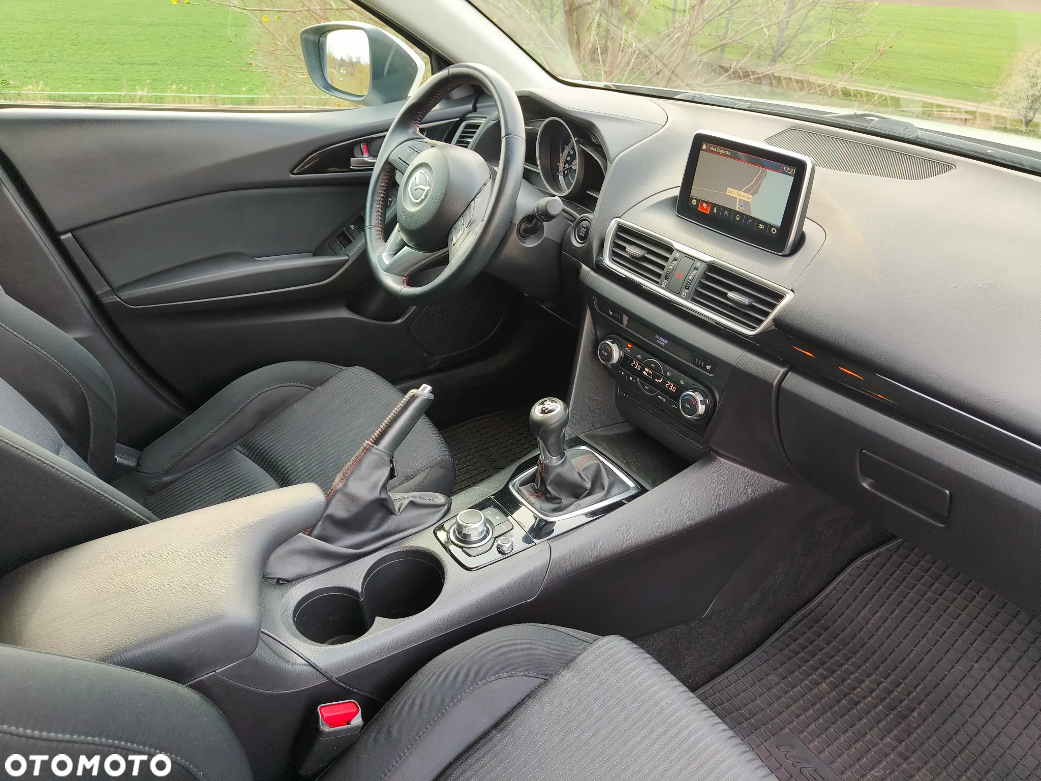 Mazda 3 1.5 D Skyenergy - 23