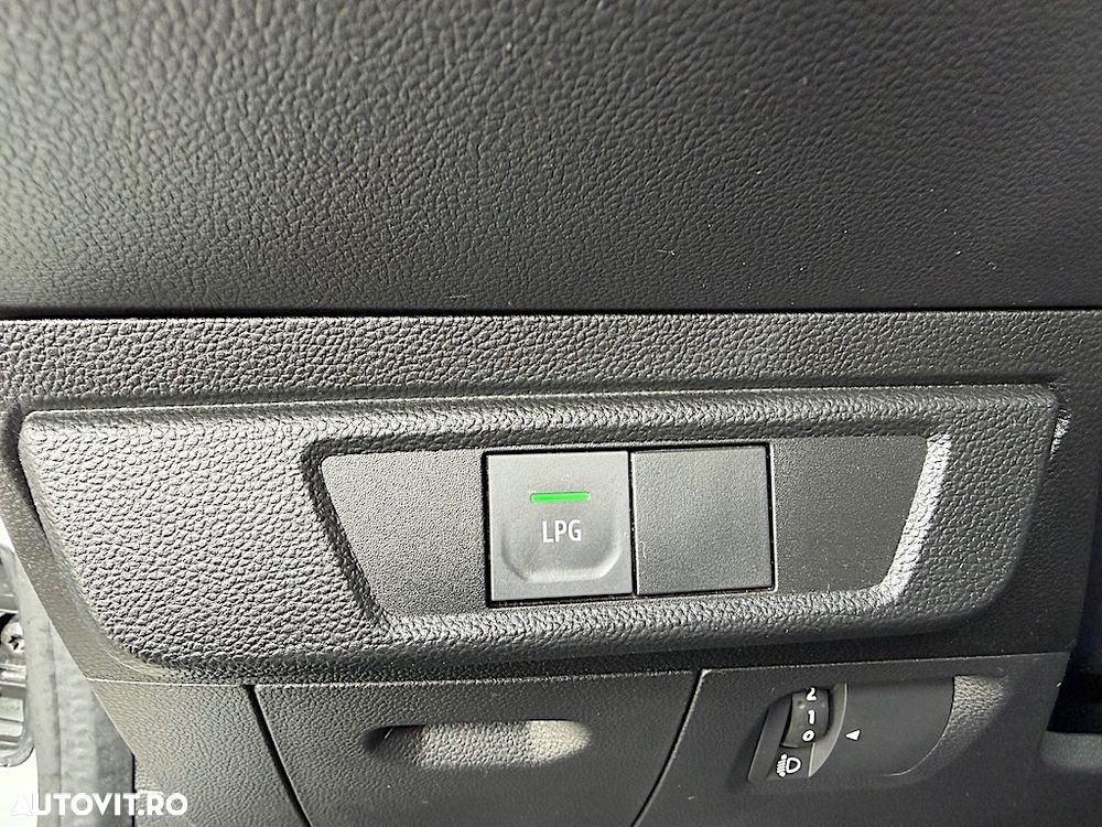 Dacia Logan TCe 90 MT5 Comfort - 10