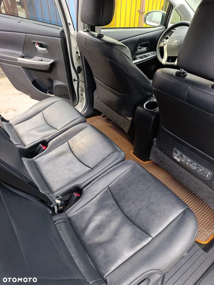 Toyota Prius+ Hybrid 135 Active EU6 - 14