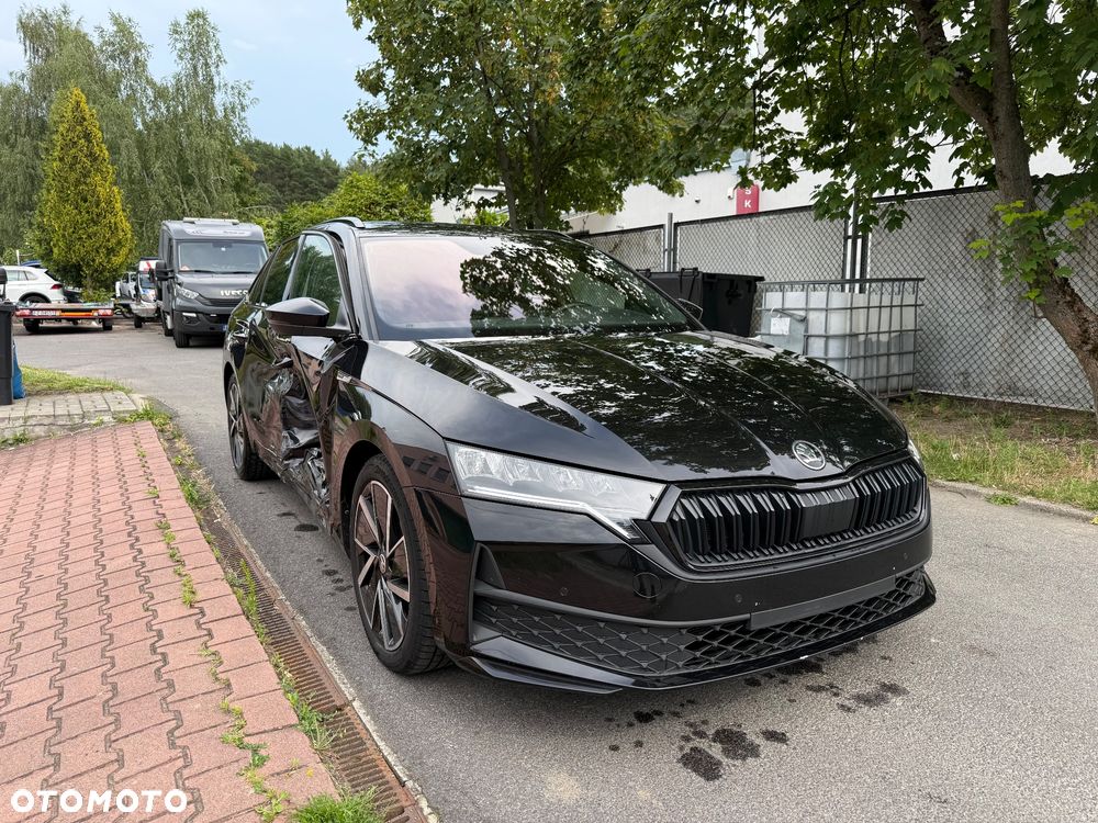 Skoda Octavia 2.0 TDI DSG Sportline - 1