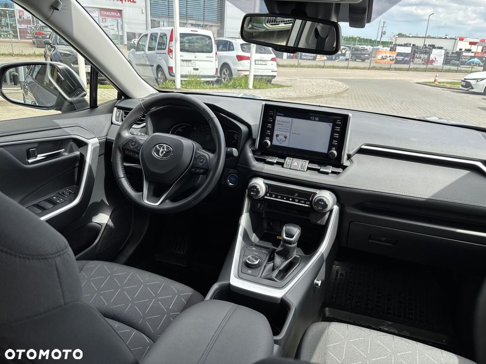 Toyota RAV4 - 11