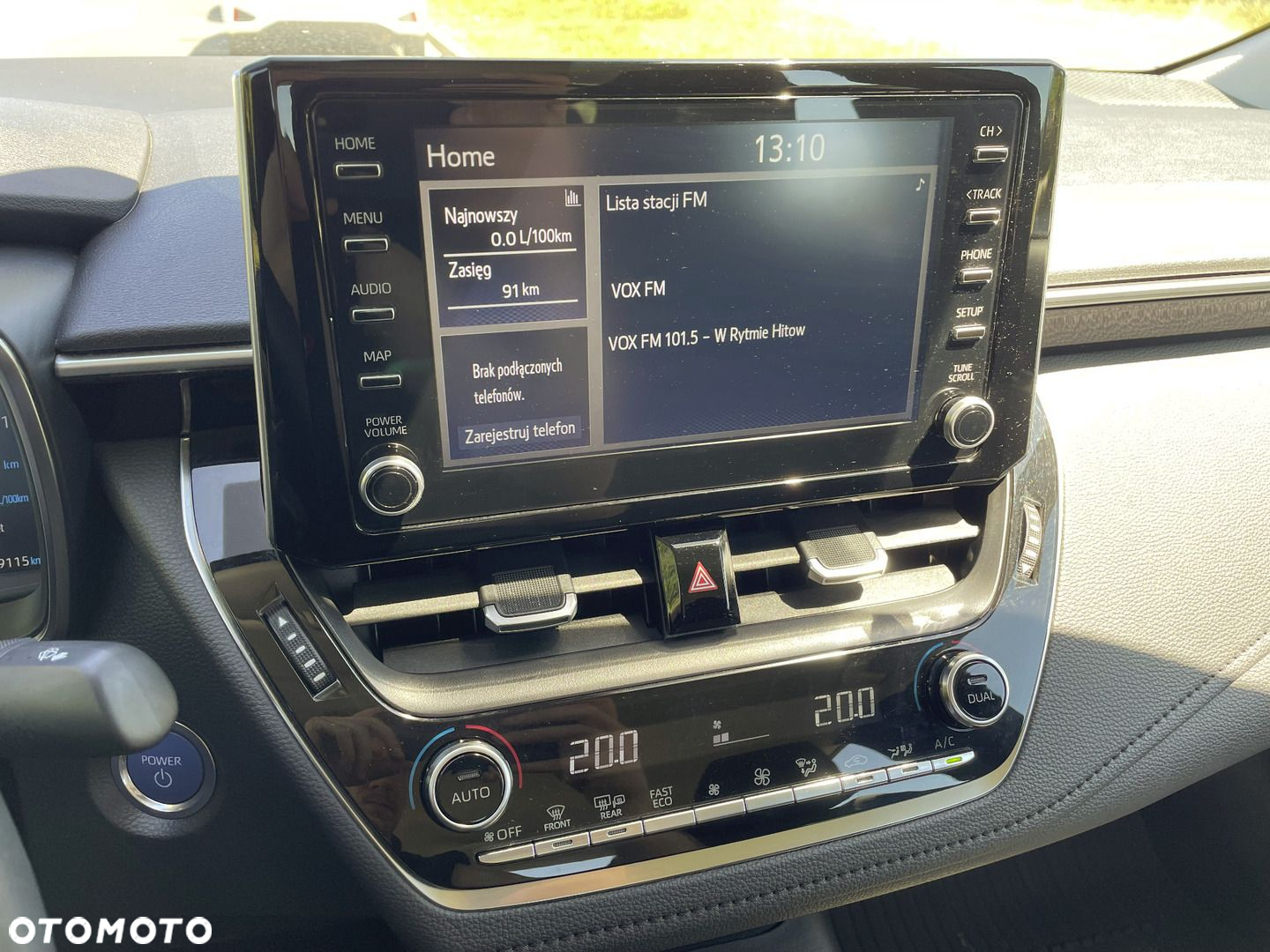Toyota Corolla 1.8 Hybrid Comfort - 18