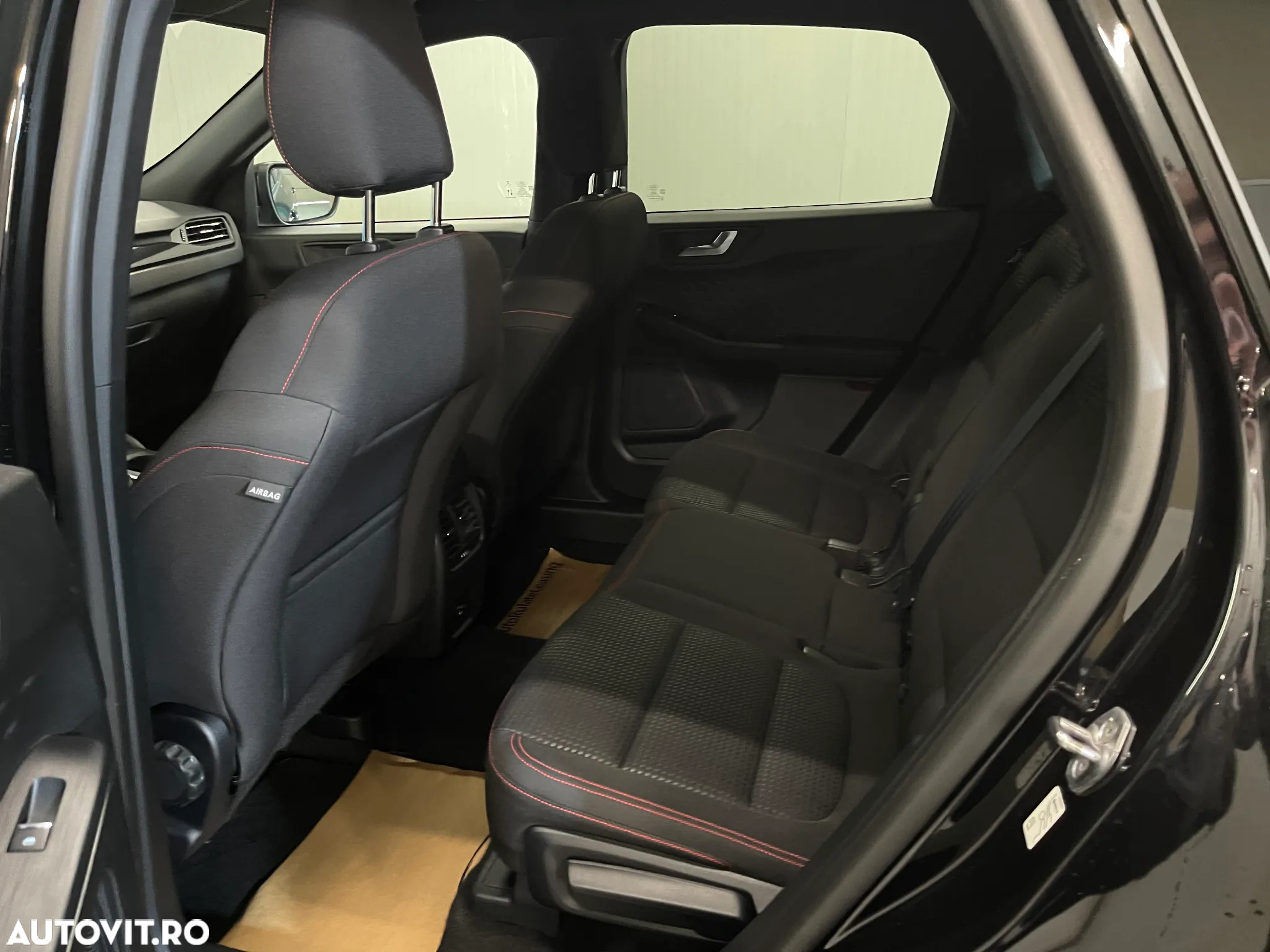 Ford Kuga 2.0 EcoBlue A8 AWD ST Line - 8