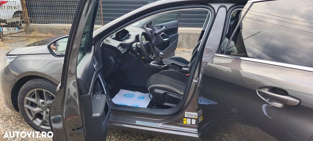 Peugeot 308 BlueHDi 120 Stop & Start Style - 25