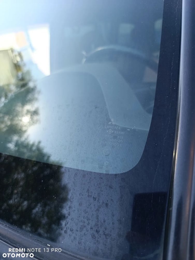 Mitsubishi Pajero - 23