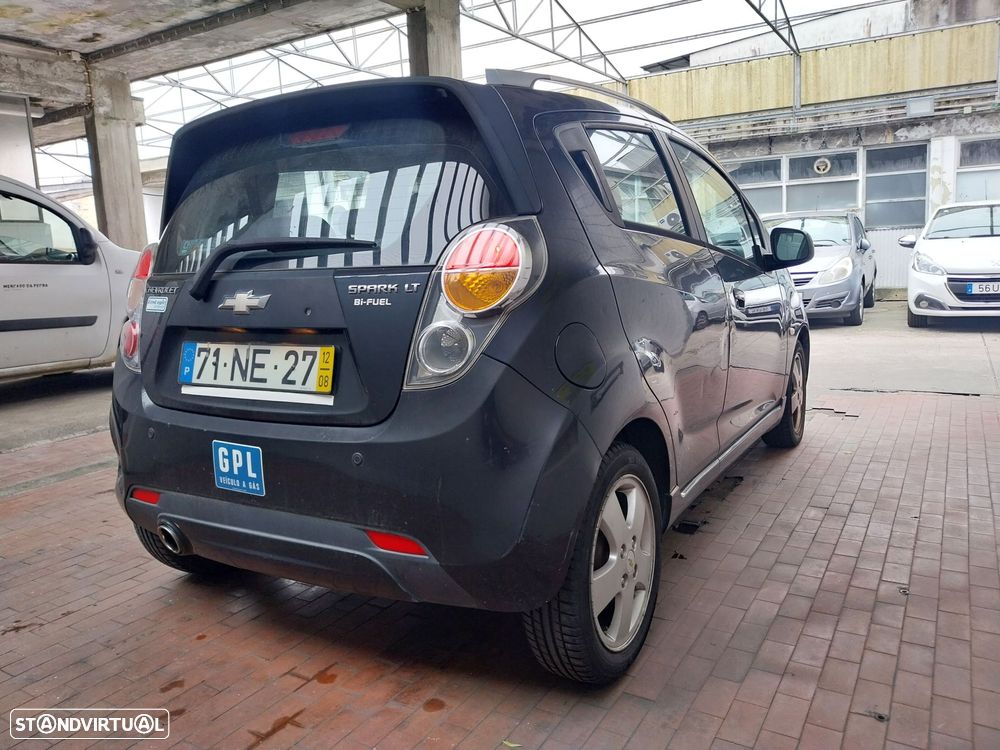 Chevrolet Spark 1.0 L - 11