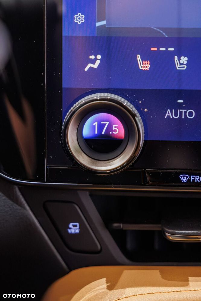 Lexus NX - 38