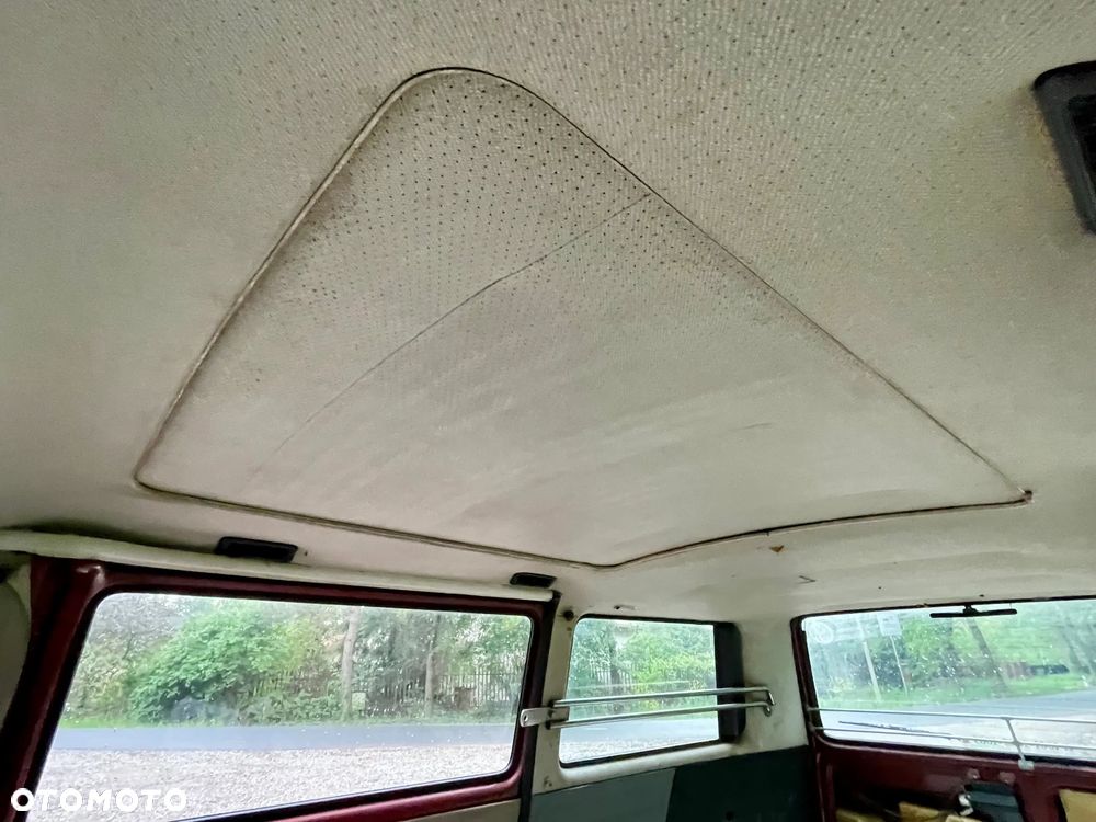 Volkswagen Transporter Caravelle CL 255 592/Z04 - 16