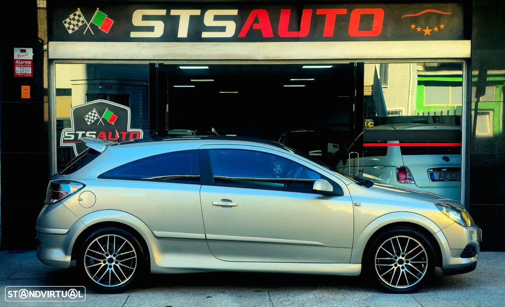 Opel Astra GTC 1.7 CDTi - 12
