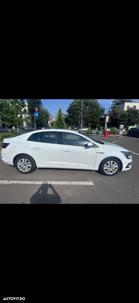 Renault Megane TCe 140 GPF Life - 5