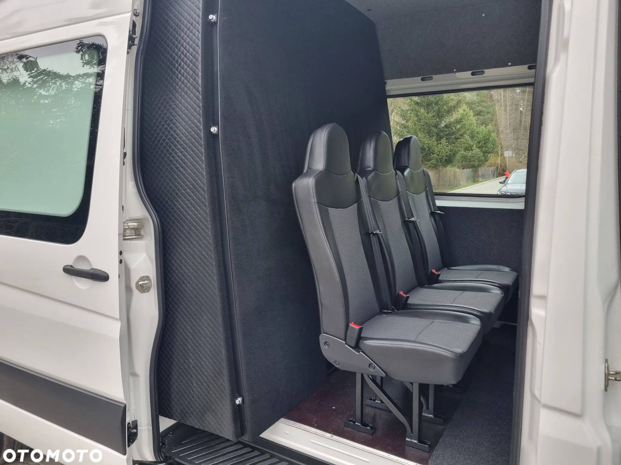 Volkswagen Crafter - 12