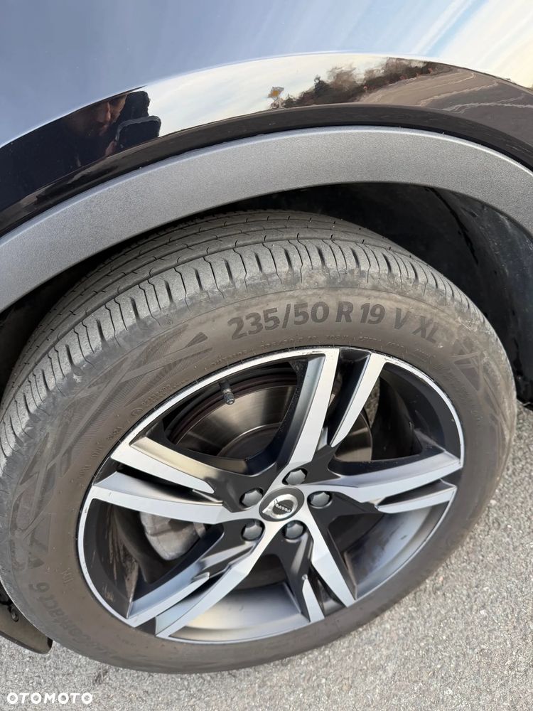Volvo XC 40 B4 B AWD R-Design - 23