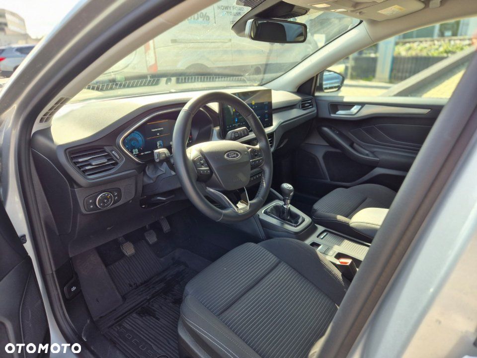Ford Focus - 12