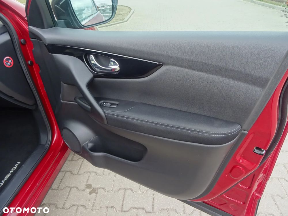 Nissan Qashqai 1.6 dCi 360 S&S - 16