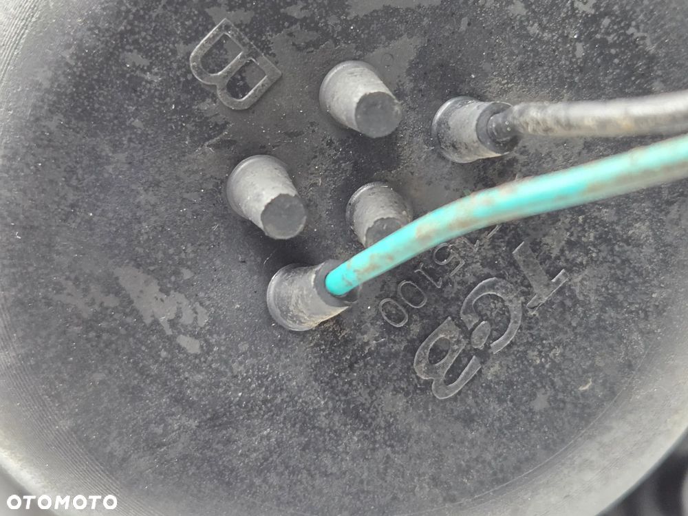 LAMPA PRAWA  TGB BLADE 425 - 10