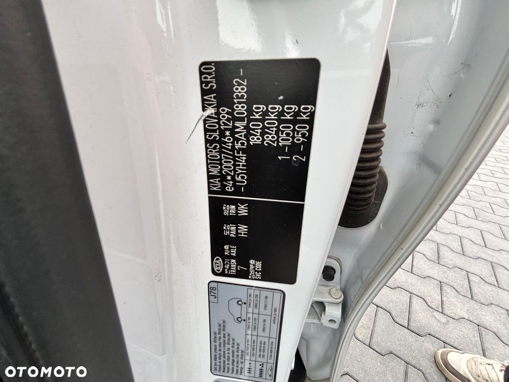 Kia XCeed 1.5 T-GDI M - 25