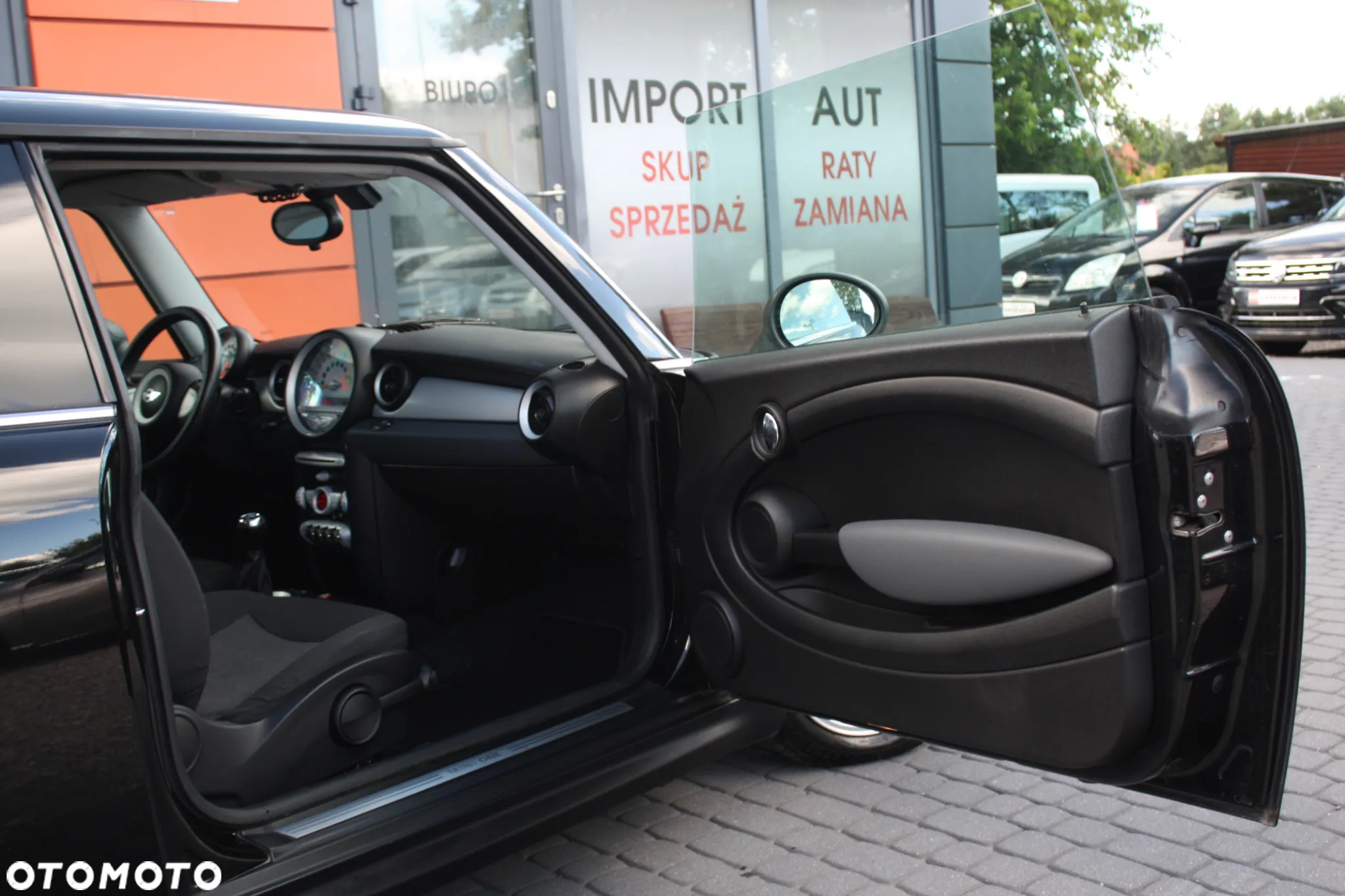 MINI ONE Standard - 24