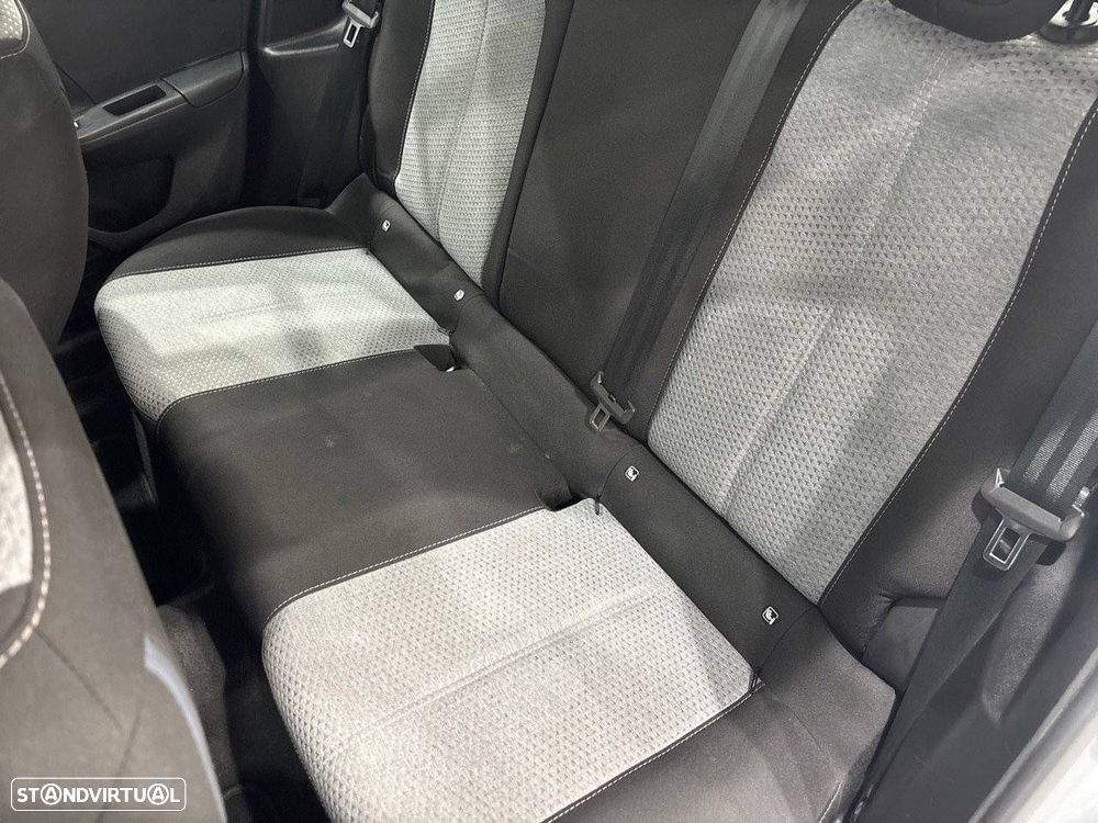 Opel Corsa 1.2 T - 10