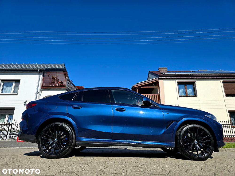 BMW X6 xDrive40d mHEV - 27