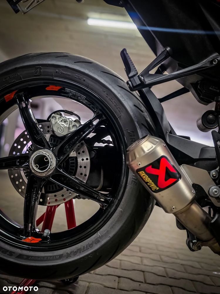 KTM Super Duke - 14