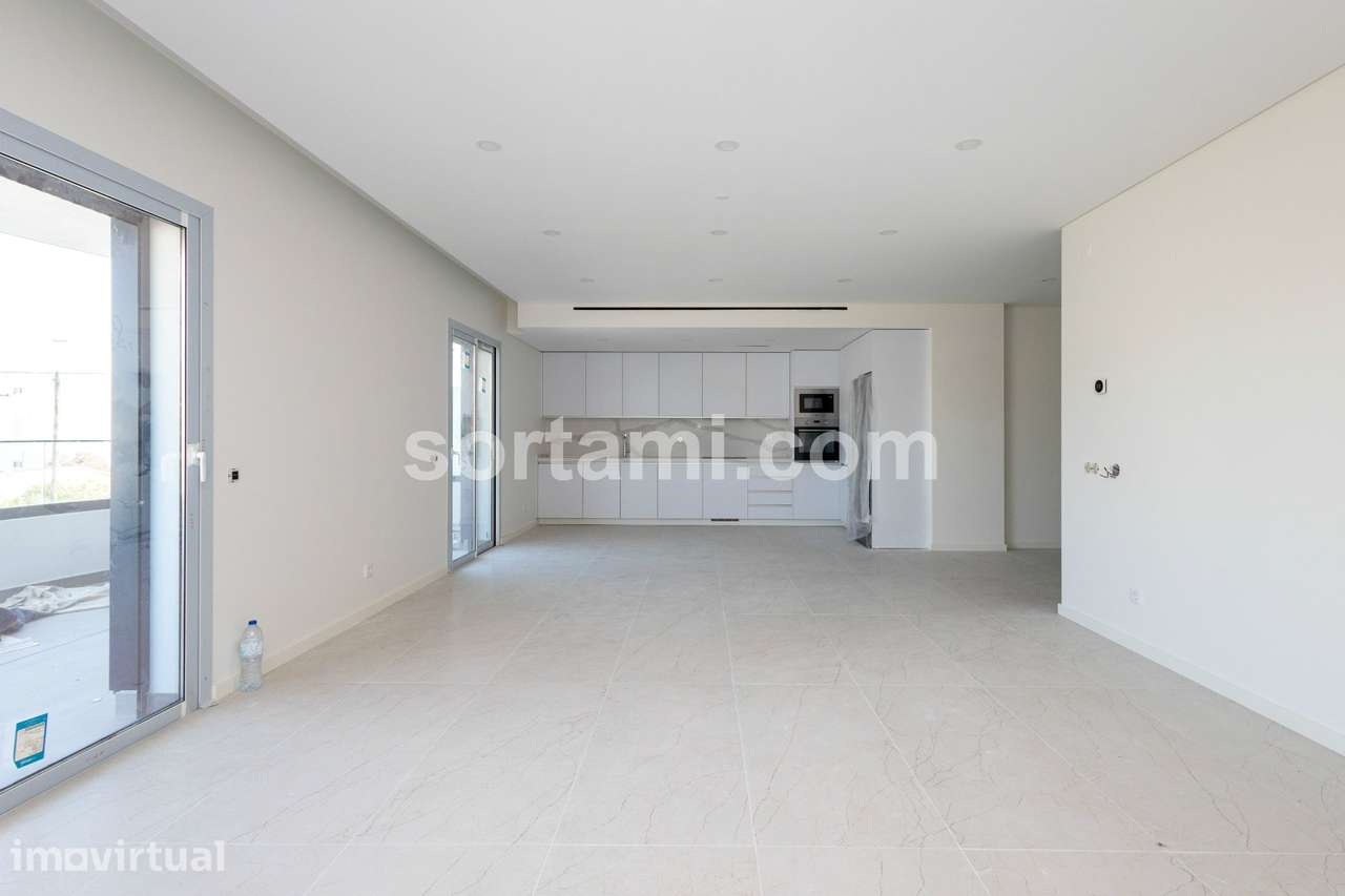 Apartamento T2 Venda em Quarteira,Loulé - Grande imagem: 3/21