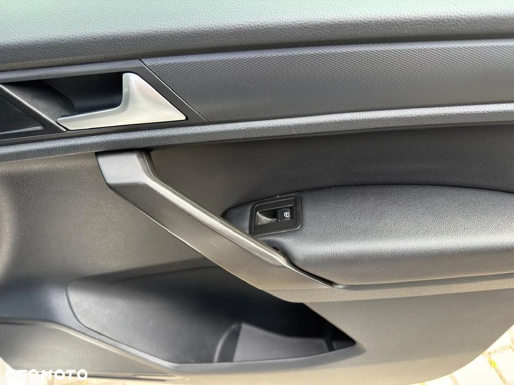 Volkswagen Caddy 2.0 TDI Edition 35 DSG - 11