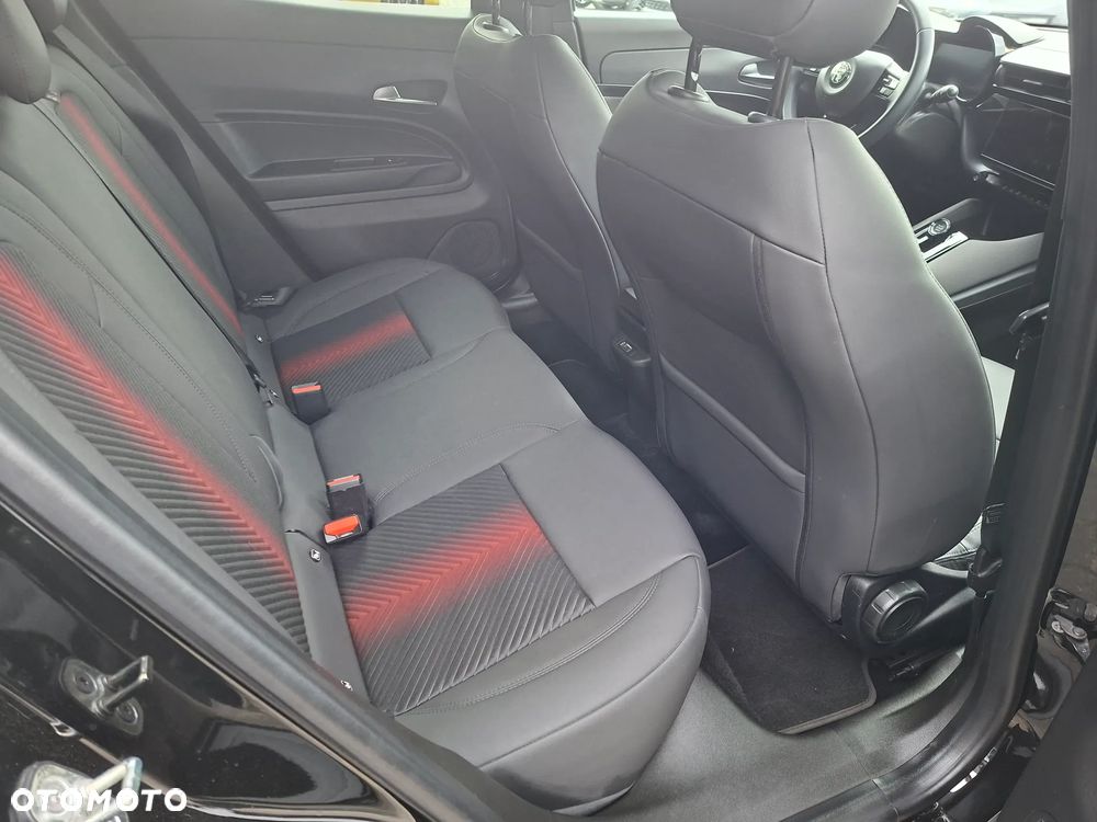 Alfa Romeo Junior 1.2 mHEV Ibrida Speciale eDCT - 14