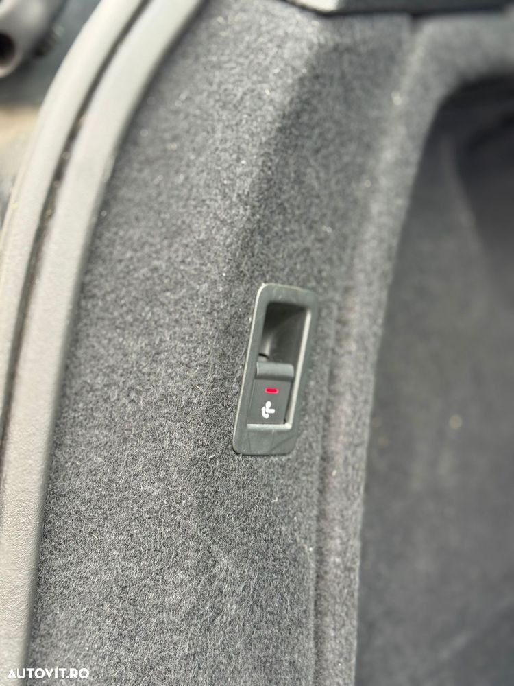 Audi A4 2.0 TFSI ultra S tronic sport - 11