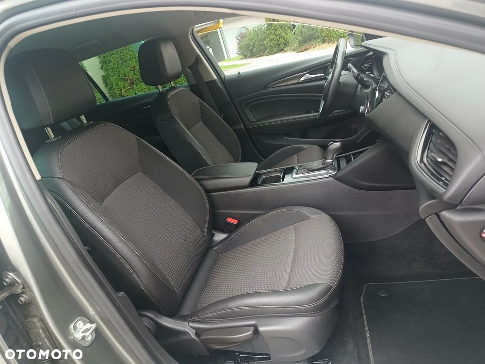 Opel Insignia 2.0 Automatik Business Innovation - 23