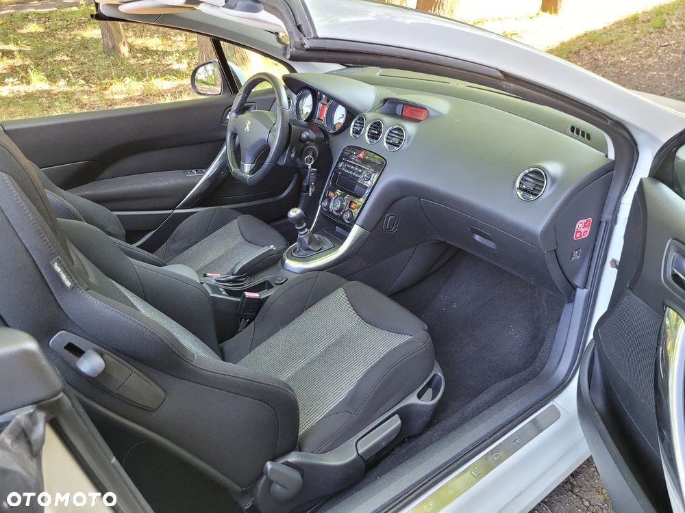 Peugeot 308 CC HDi FAP 110 Premium - 6