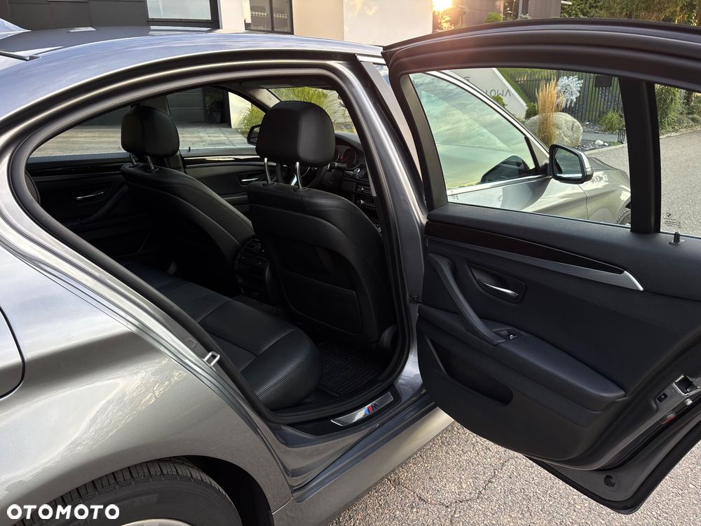 BMW Seria 5 - 32
