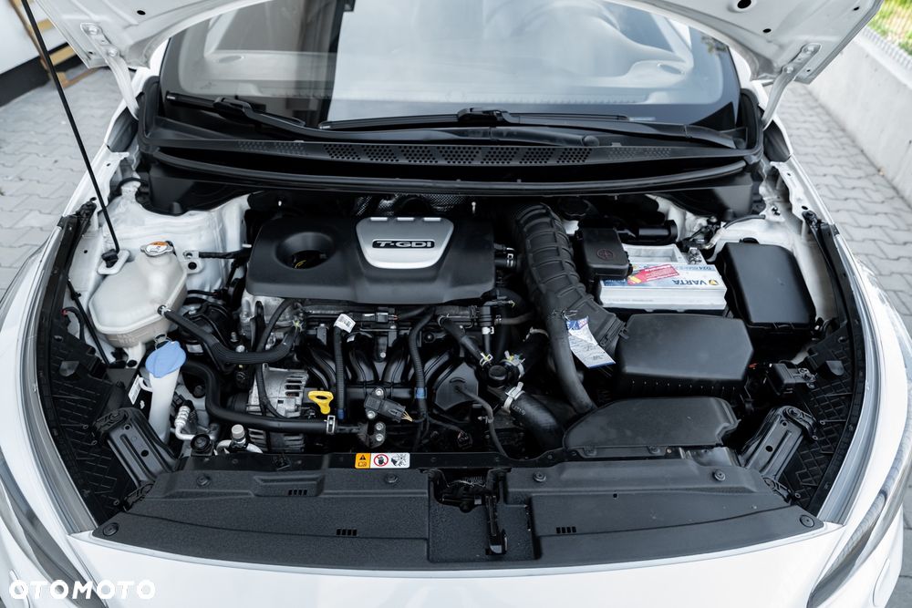 Kia Ceed 1.6 T-GDI GT - 38