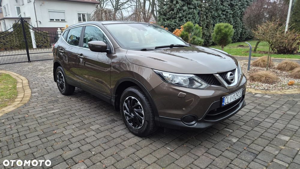Nissan Qashqai - 1