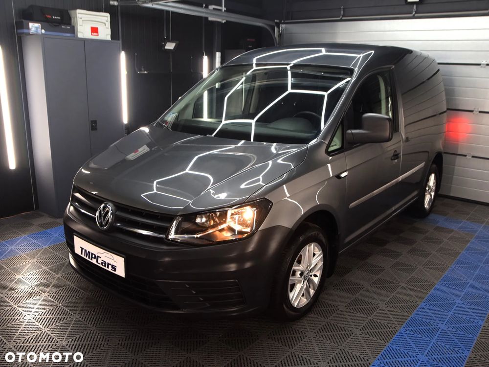 Volkswagen Caddy Maxi - 8