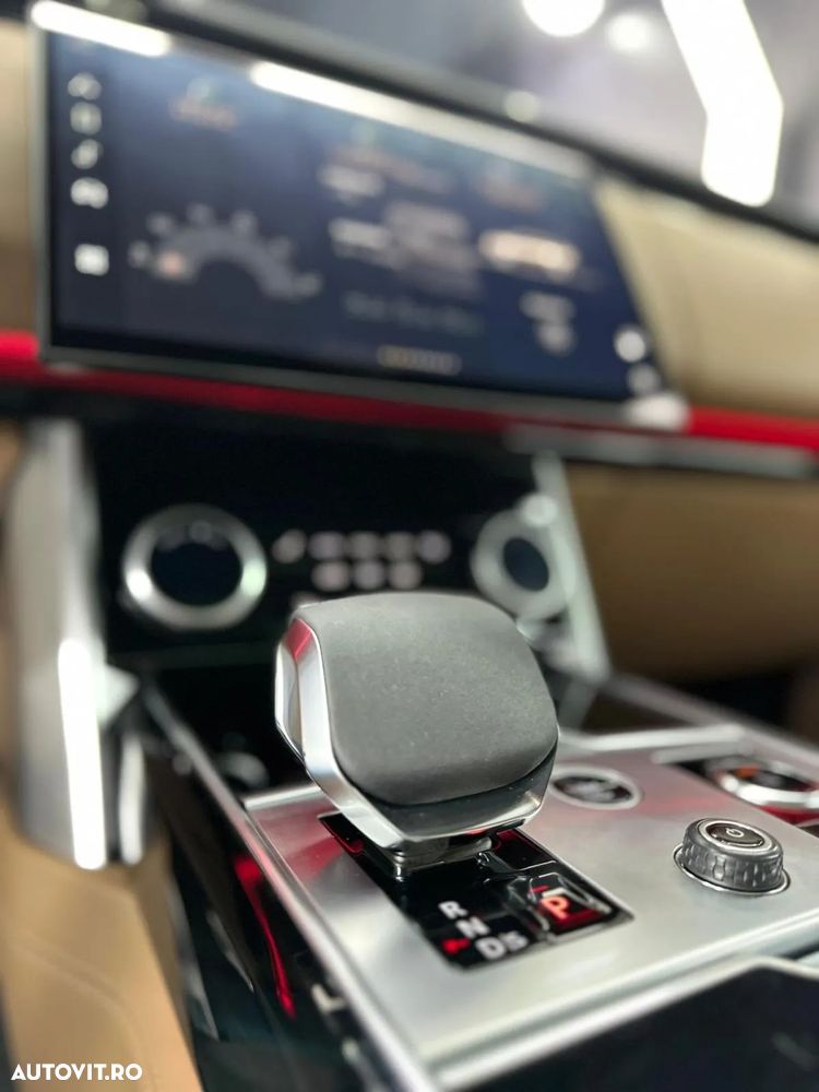 Land Rover Range Rover - 16