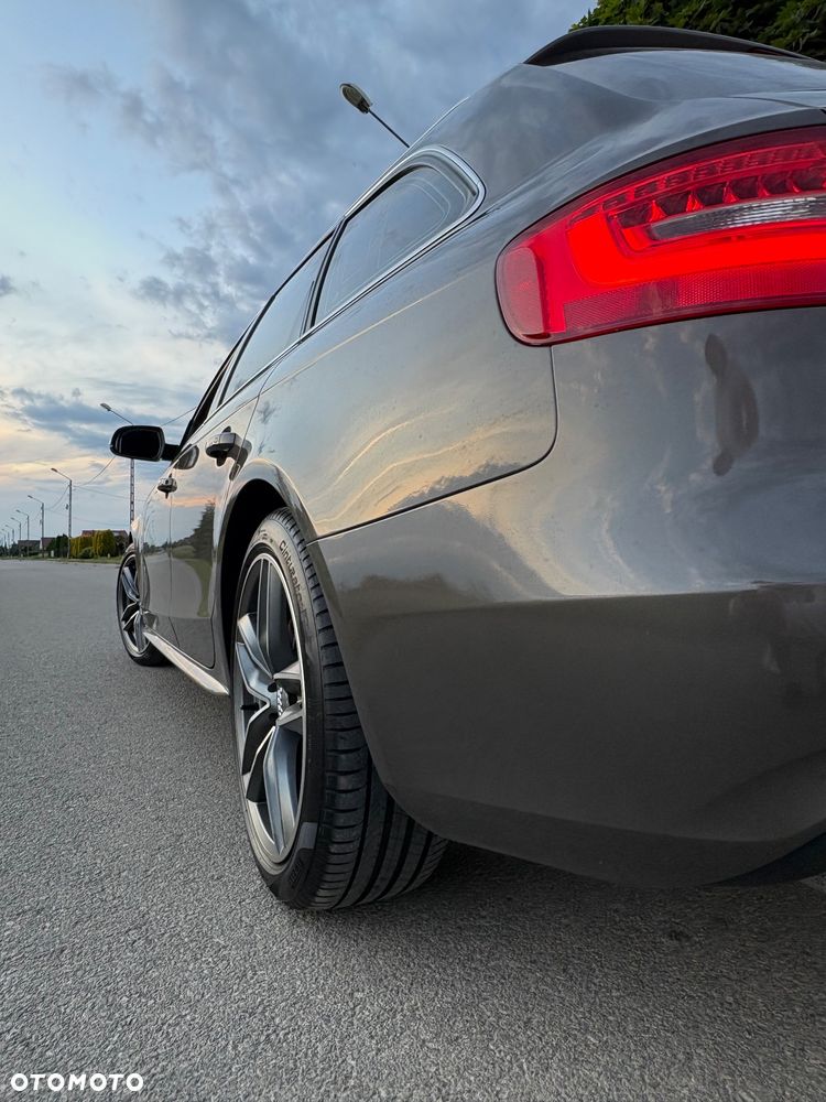 Audi A4 Avant 2.0 TDI Quattro - 4