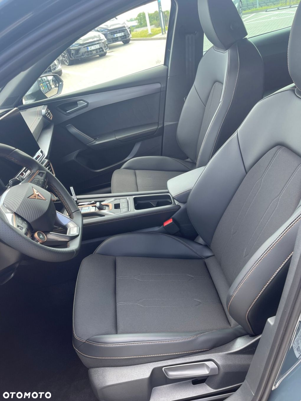 Cupra Leon 1.5 eTSI DSG - 11