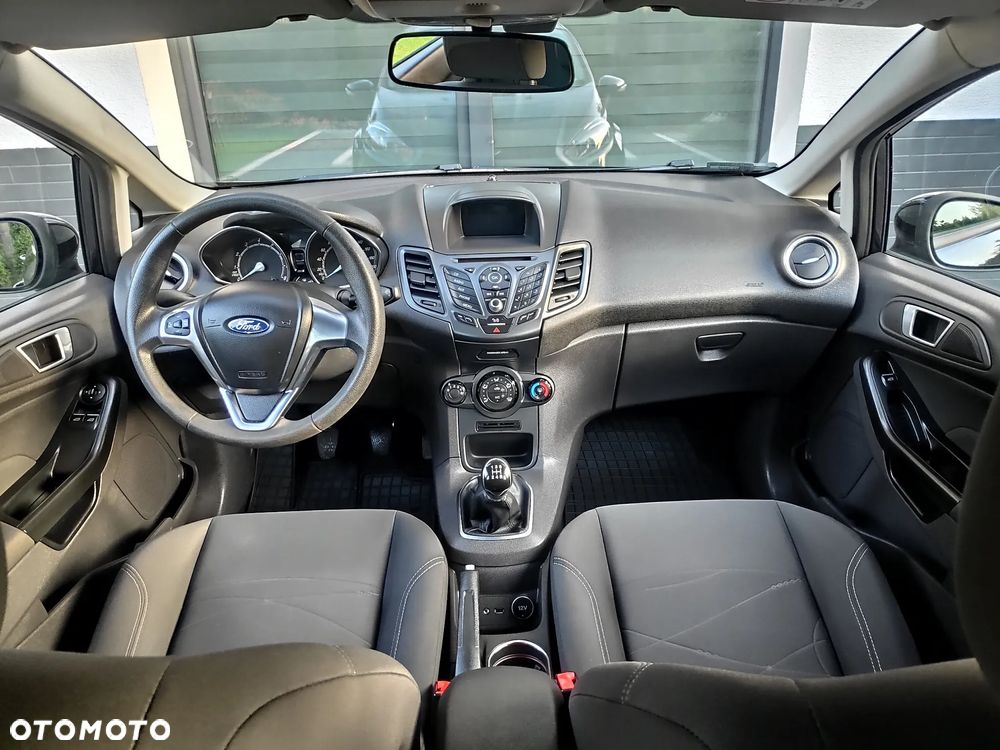 Ford Fiesta - 8