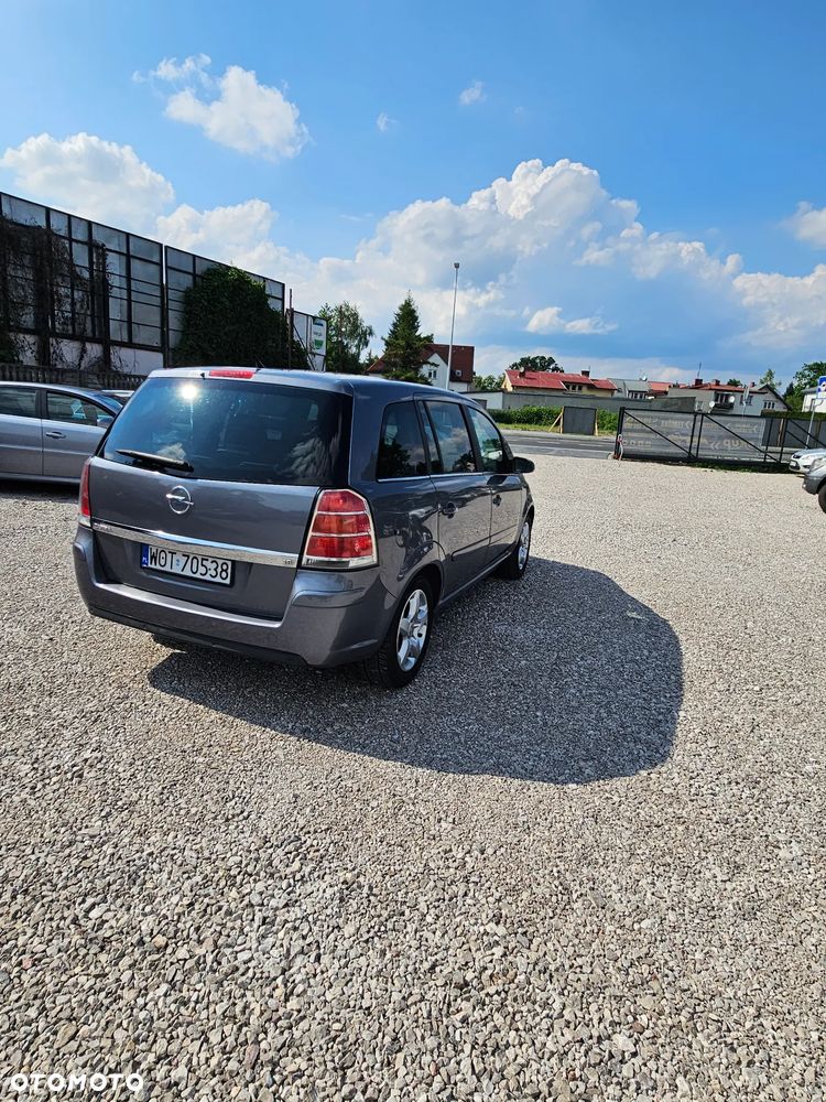 Opel Zafira 1.8 Elegance - 11