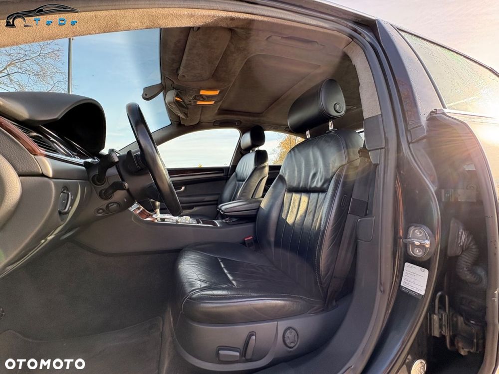 Audi A8 4.2 Quattro - 15