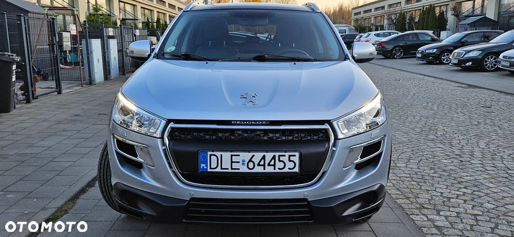 Peugeot 4008 - 40