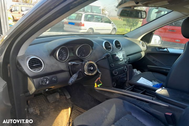 Rampa injectoare A6420700495 Mercedes-Benz ML W164 [2005 - 2008] Cros - 8