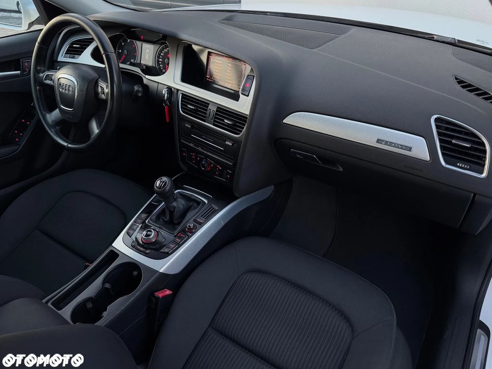 Audi A4 Avant 2.0 TDI DPF quattro Ambition - 25