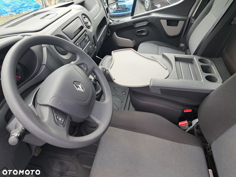 Renault Master - 32