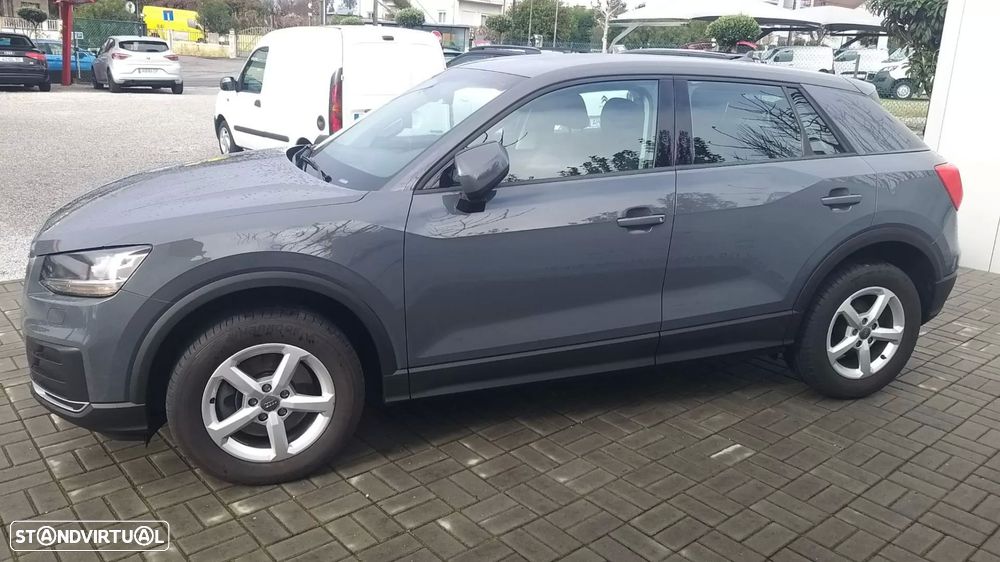 Audi Q2 1.6 TDI Design - 5