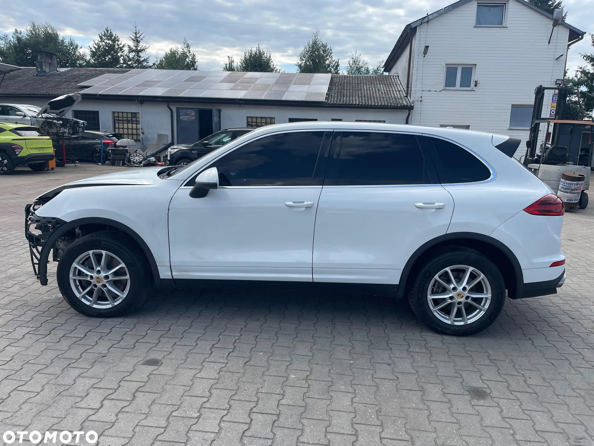 Porsche Cayenne Standard - 5