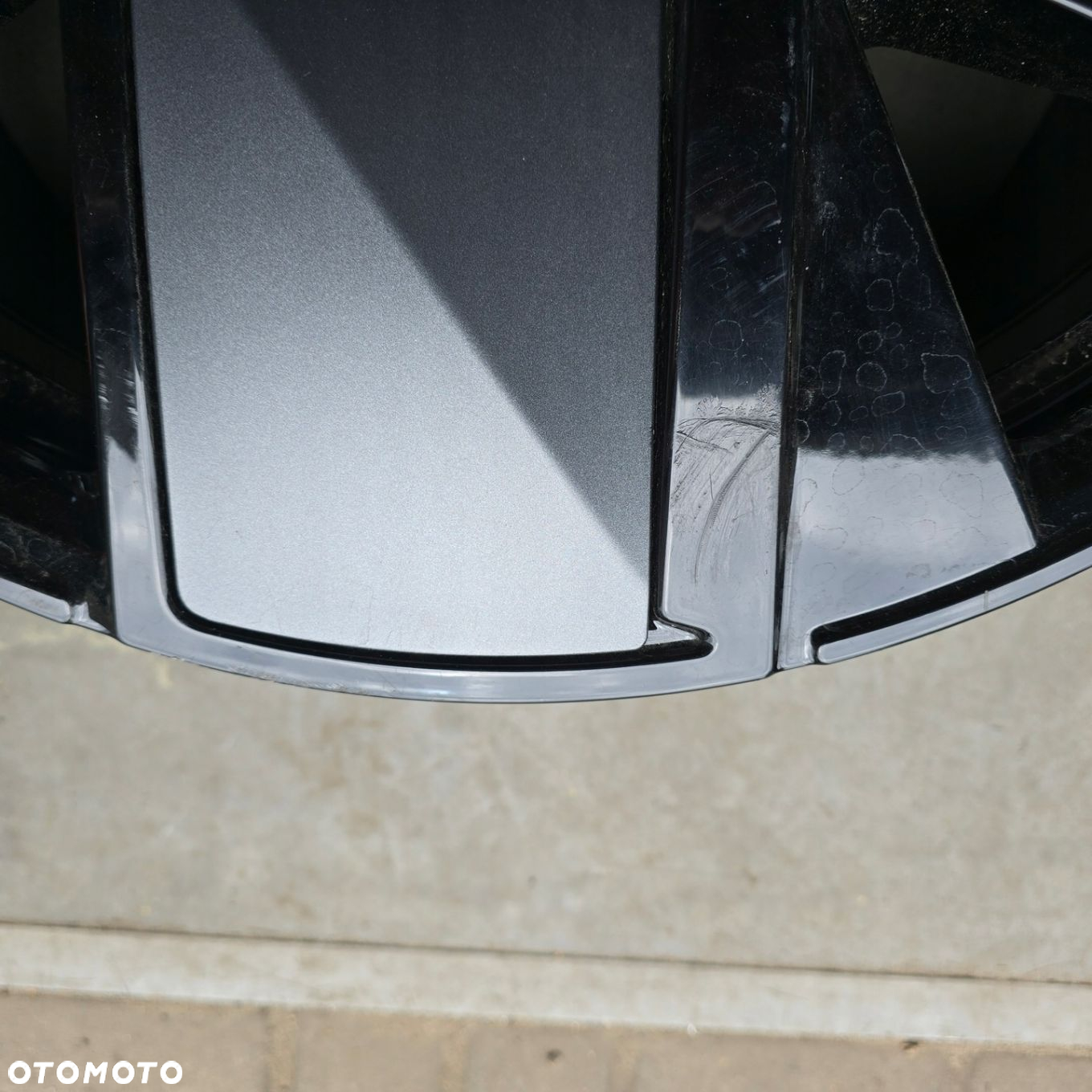 VW TOUAREG 3 21x9,5J ET31 5X112 769601025AJ AM 1X - 2